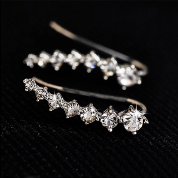 • Skyler • Ear Climbers - Picture 2 of 3